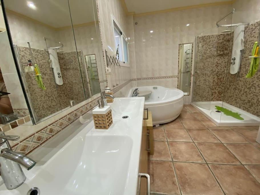 马拉加Espectacular Atico Duplex Con 2 Terrazas & Piscina别墅 外观 照片
